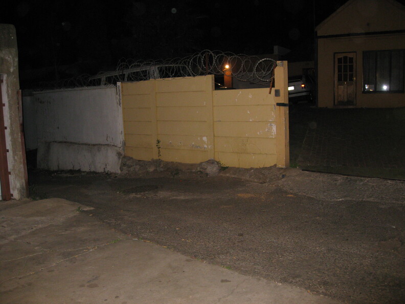 img-300.jpg
