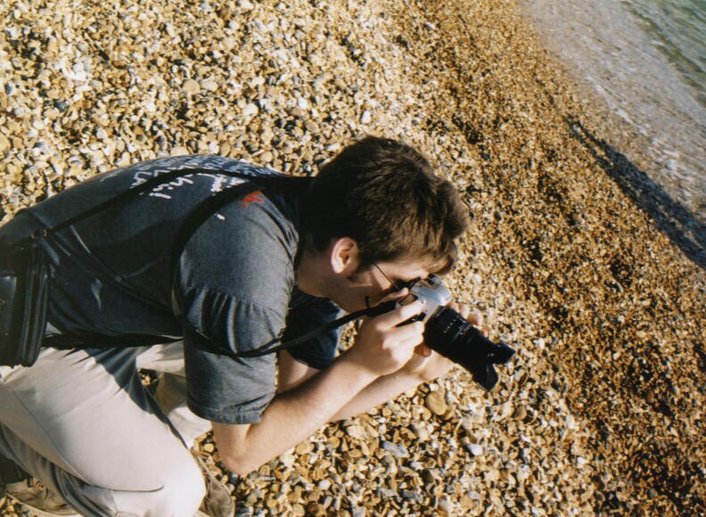 lee_practices_stealth_technique_on_sea.jpg